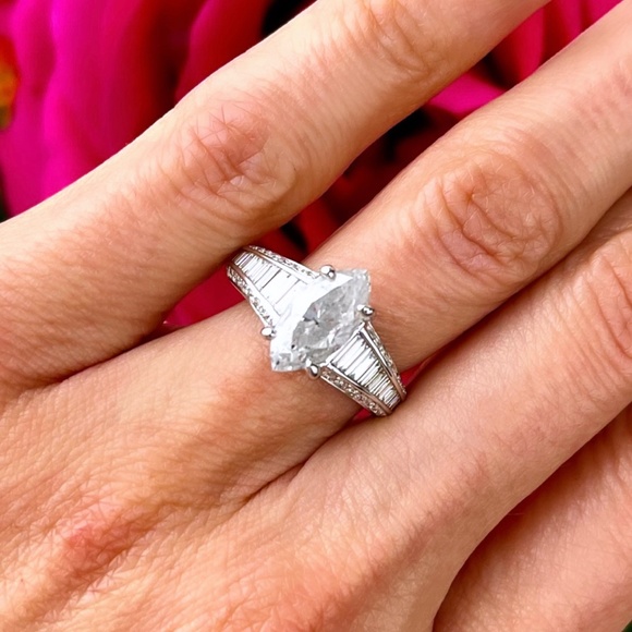 4.50 Carat Marquise Diamond Engagement Ring - Picture 1 of 3